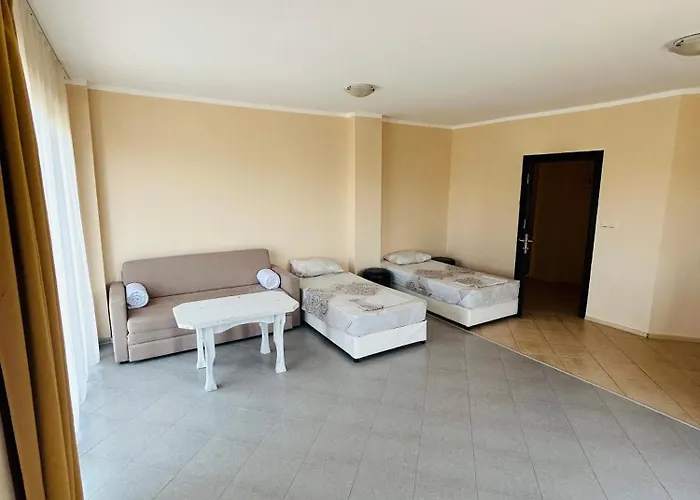 Private In Primea Daire *