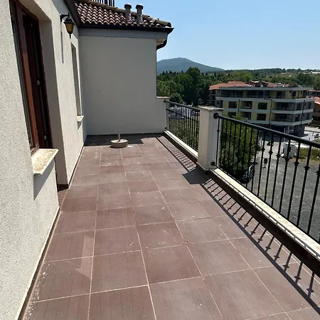Private In Primea Tsarevo